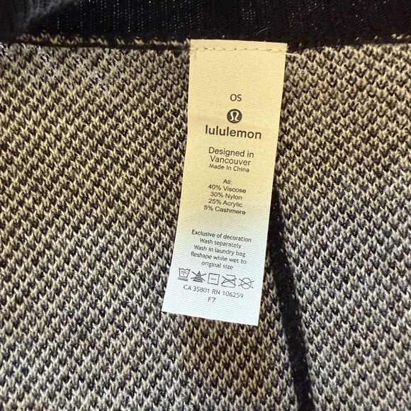 Lululemon Cape type Sweater - Picture 3 of 4
